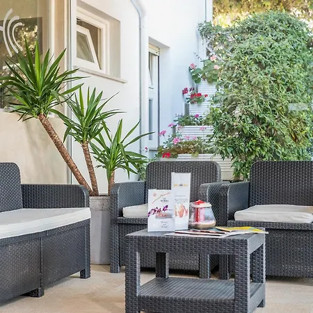 Otel Capo Circeo Centro Benessere & Padel 4*